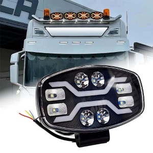 Proiector LED oval cu cablaj și suport de montaj, recomandat pentru camion și vehicule de lucru.