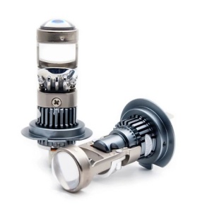 Set 2 becuri LED H7 cu lupă PRO M01R – iluminare puternică și fascicul focalizat 150W 6500K