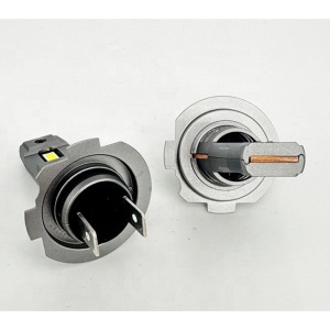 Becuri LED H7 cu sistem de racire eficient pentru performanta si durata lunga de viata