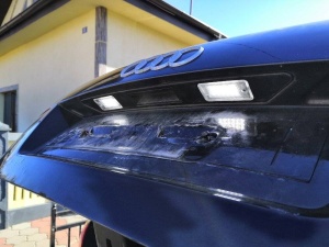 Montaj lampi LED numar Audi – instalare usoara pe portbagaj