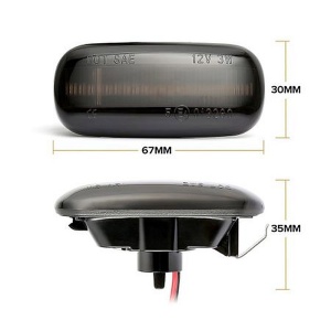 Dimensiuni semnalizare laterală Audi, imagine utilă pentru verificarea compatibilității înainte de instalare.