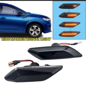 Ilustrare a semnalizarii laterale dinamice LED fumurii cu efect secvential, evidentiind montajul si aspectul modern pe vehicul.