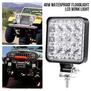 Proiector LED auto 48W pentru aplicații off-road, vânătoare, pescuit, utilaje și vehicule 4x4.
