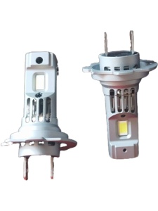 Diferenta clara intre bec halogen si LED – upgrade vizibil instant