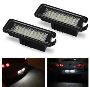 Lampa LED numar VW aprinsa cu lumina alba puternica