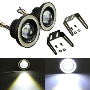 Set 2 proiectoare LED cu lupă și Angel Eyes, livrate cu suporturi și accesorii pentru montaj auto.