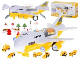 Aeronava de transport cu 6 utilaje de constructie plus accesorii, deschidere fata, spate si lateral