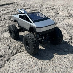 Masina RC Tesla Cybertruck 4x4, 1:8, 45 cm, 2.4 GHz, Off-Road, Negru/Argintiu, 2in1 Masina + ATV - Img 3