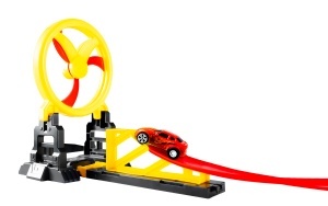 Pista de Curse cu Săritură și Spirale 360° – 140 cm, Mașini cu Lumini - Img 4