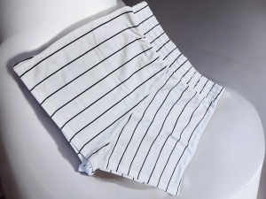 Pantaloni Scurti Don't Call Me Jennyfer - Img 2