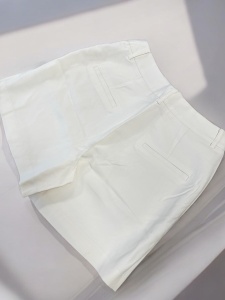 Pantaloni Scurti Stradivarius - Img 2