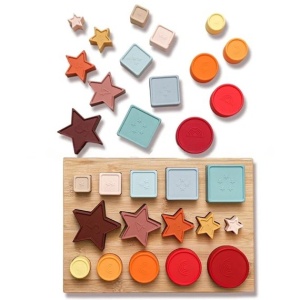 Jucarie Educativa, +12 Luni, Tip Montessori, din Lemn si Silicon, Forme Geometrice Stivuibile, 15 Piese, 27 x 19 cm, Multicolor