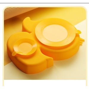 Set diversificare bebelusi din silicon, 1 farfurie compartimentata in forma de rata, lingurita si furculita, pai, perie pai, fara alergeni, ventuza fixare, galben - Img 2