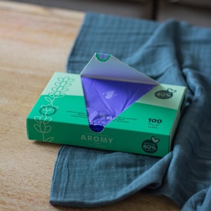 Saci parfumati, Petite&Mars, Pentru scutece, Aromy, Cu miros de lavanda, Rezistenti, Manere lungi, 100 bucati, Mov - Img 3