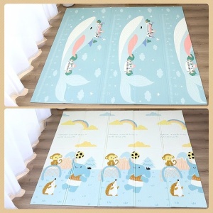 Covoras pentru Copii, cu 2 Fete, Model Balene/Iepurasi, din XPE+PE, Impermeabil, Antiderapant, Protectie Termica, +3 Luni, Pliabil, 180 x 200 x 1.5 cm, Multicolor - Img 4