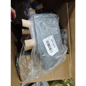 Taburet pentru Copii, Scaun Tip Taburet, Model Vacuta, din Lemn Masiv, Scaun pentru Copii, 30 x 25 x 25 cm, Negru - Img 3