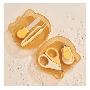 Set Ingrijire Unghii pentru Bebelusi, Cutie de Depozitare in Forma de Ursulet, 10 x 9.5 cm, Galben - Img 6