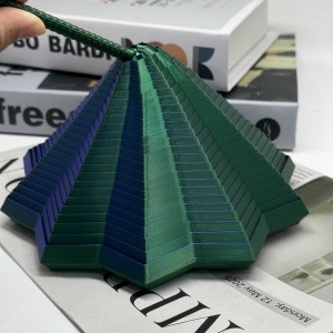 Jucarie Decompresie, Model Stea 3D, DuoChrome, Maner Spirala, Turn Magic Geometric, Multiple Forme, Anti-stress, 17 cm, Negru/Verde - Img 6
