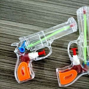 Pistol cu Apa, pentru Copii, din Plastic, 16 x 5 x 2 cm, Transparent/Portocaliu - Img 3