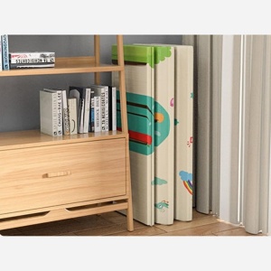 Covoras pentru Copii, cu 2 Fete, Model Casute in Copaci/Iepurasi, din XPE+PE, Impermeabil, Antiderapant, Protectie Termica, +3 Luni, Pliabil, 180 x 200 x 1.5 cm, Multicolor - Img 6