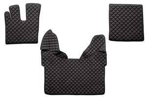 Set covorase podea camion potrivit DAF ECO-LEATHER, set 3 buc. (material - eco-piele, culoare - negru/rosu, transmisie automata) potrivit DAF XF 105 dupa 2012