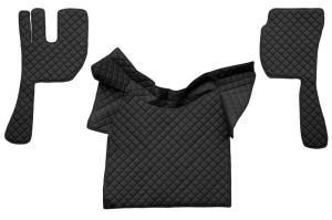 Covor podea camion potrivit VOLVO, ECO-LEATHER, set 3 buc. (material - eco-piele, culoare - negru, fara compartiment in carcasa cutiei de viteze)