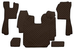Set covor podea camion potrivit Scania ECO-LEATHER, set 5 buc (material - eco-piele, culoare - maro, transmisie automata) potrivit SCANIA P,G,R,T dupa 2004