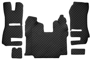 Covoras Auto, scaun pasager, piele ECO potrivit SCANIA R I, R II dupa 2010 (material - piele matlasată ECO, Scaune RECARO, transmisie automata)