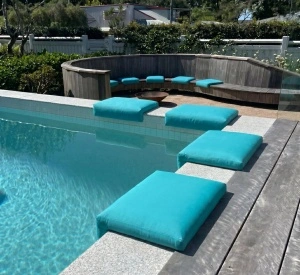 Saltea Personalizată pentru Marginea Piscinei – Confort Premium, Realizate pe Comandă - Img 1
