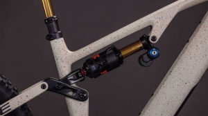BICICLETA ELECTRICA CUBE AMS HYBRID 177 C:62 SUPER TM 600X REEDBEIGEGRIT ORANGE 2026 - Img 3