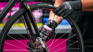 Solutie antipana Muc-Off No Puncture Hassle 300mL - Img 3