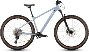 BICICLETA CUBE ATTENTION PRO ICEBLUE PRISM 2026