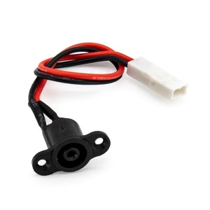 DC charging port 8mm with cover for Xiaomi M365 and Pro - Img 3