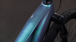 BICICLETA ELECTRICA CUBE REACTION HYBRID RACE 800 POLARLIGHT PRISM 2026 cadru XL (22") - roti 29 - Img 3