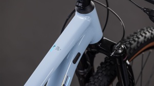 BICICLETA CUBE ATTENTION PRO ICEBLUE PRISM 2026 - Img 3