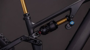 BICICLETA ELECTRICA CUBE AMS HYBRID 177 C:62 AT 600X CARBON GOLD 2026 - Img 3