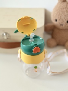 Cana cu pai pentru copii, Plastic, Model cu Urechi si Bareta, Plastic, Verde, 350 ml - Img 2
