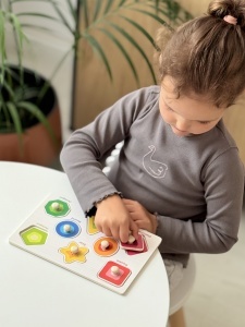 Puzzle Montessori din Lemn, Tablita cu Forme Geometrice, 8 Piese, Dimensiune 12.5x15cm - Img 2