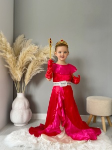 Set Rochie Carnaval Pentru Fetite si Accesorii, 7 Piese, Tesatura Fina, Rosu cu Sclipici Auriu - Img 3