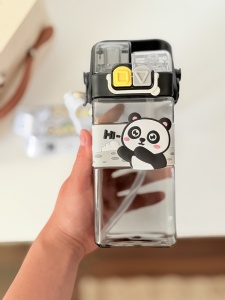 Termos Pentru Copii, Model 2 in 1, cu Bareta si Maner, Urs Panda Negru, 500 ml - Img 3
