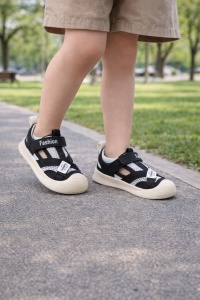 Sandale Copii Negru-Alb Tip Sport, Talpă Flexibilă și Antiderapantă, Închidere cu Scai, Ușoare și Confortabile - Img 4
