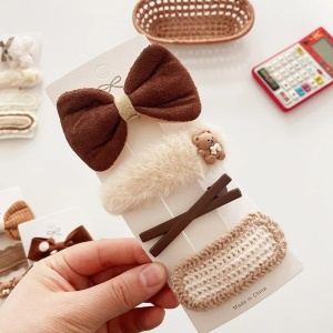 Set 4 Agrafe pentru fetite, Clips, Fundita si Urs Crem