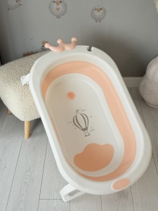 Cadita Pliabila pentru Bebe, Plastic, cu dop de Scurgere si Picioare, Peach si Alb, 87 cm x 49 cm x 25 H - Img 5