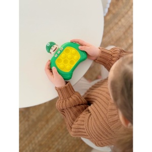 Joc Interactiv Consola Pop It, Cu Muzica Si Lumini, Antistres, Model 6, Plastic, Verde/Galben, 3 ani+