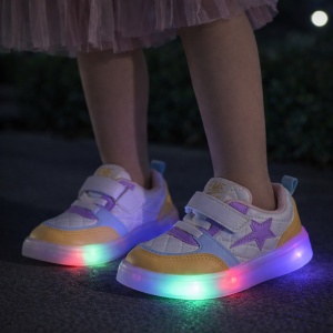 Pantofi Sport pentru Copii cu LED, Multicolori, Talpă Luminoasă Flexibilă, Închidere cu Scai, Design Modern și Confortabil - Img 4