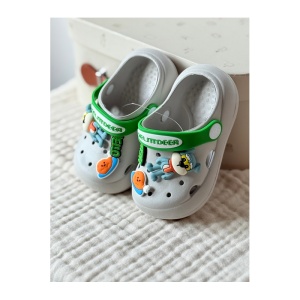 Saboți Copii Tip Crocs din Spumă cu Accesorii Detasabile și Baretă Reglabilă, Gri - Img 10