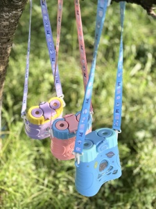Sticla de Apa pentru Copii, Model Binoclu, cu Pai, Stickere si Bareta, Mov - Img 4