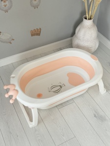 Cadita Pliabila pentru Bebe, Plastic, cu dop de Scurgere si Picioare, Peach si Alb, 87 cm x 49 cm x 25 H - Img 2