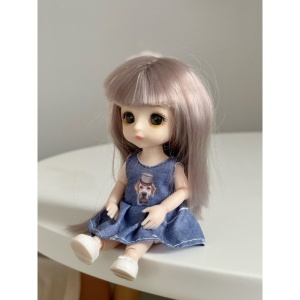 Jucarie Mini Papusa, Corp Tare si Mobil, Denim si Catel, 18 cm