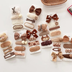 Set 4 Agrafe pentru fetite, Clips, Funda cu Buline si Floare, Crem - Img 2